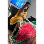MARIA B SATEEN 2022